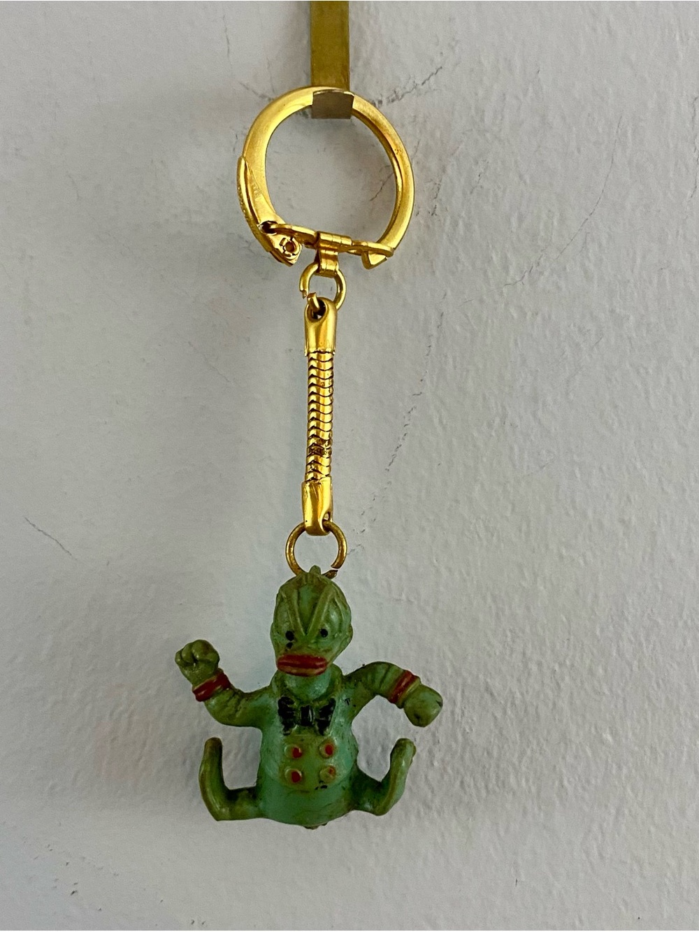 Rare 60s Vintage Walt Disney Production Donald Duck Green Monochromatic Keychain